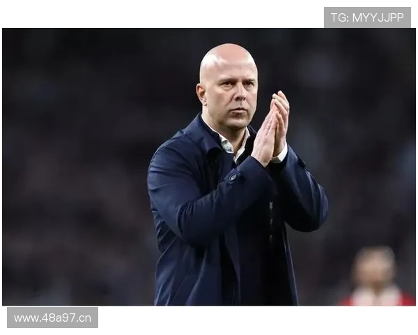 匈牙利主帅回应斯洛特言论：不该干涉我的工作